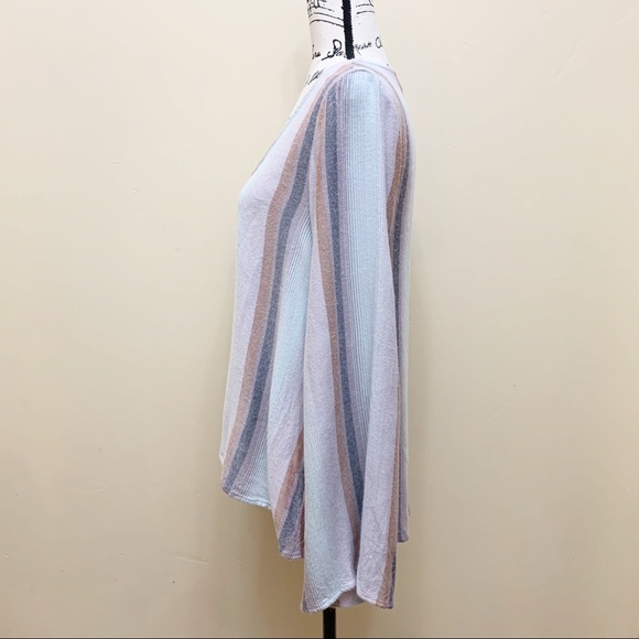 Cloth & Stone Striped Bell Sleeve Blouse Sz S - Picture 5 of 12